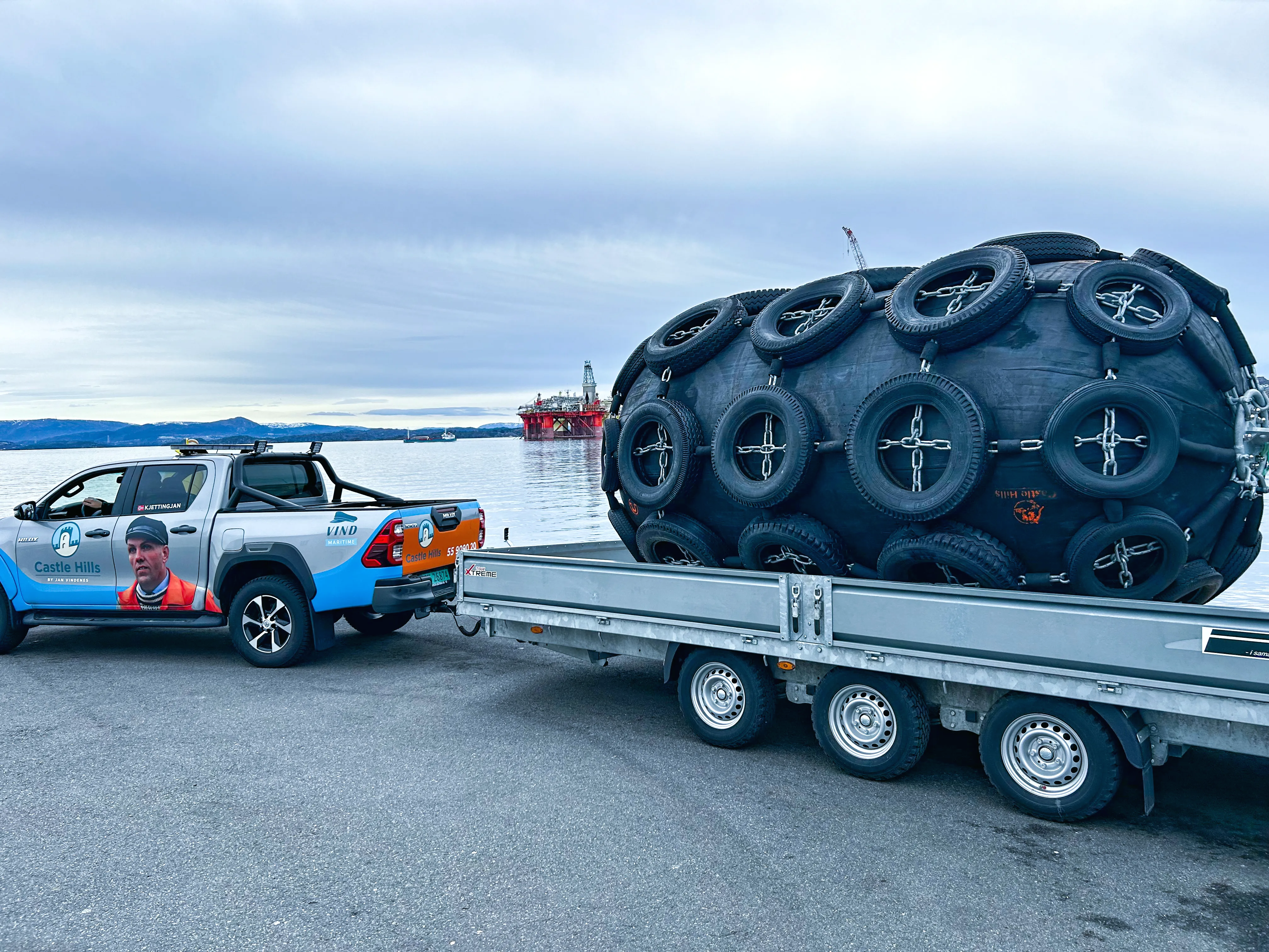 Custom Pneumatic Fender