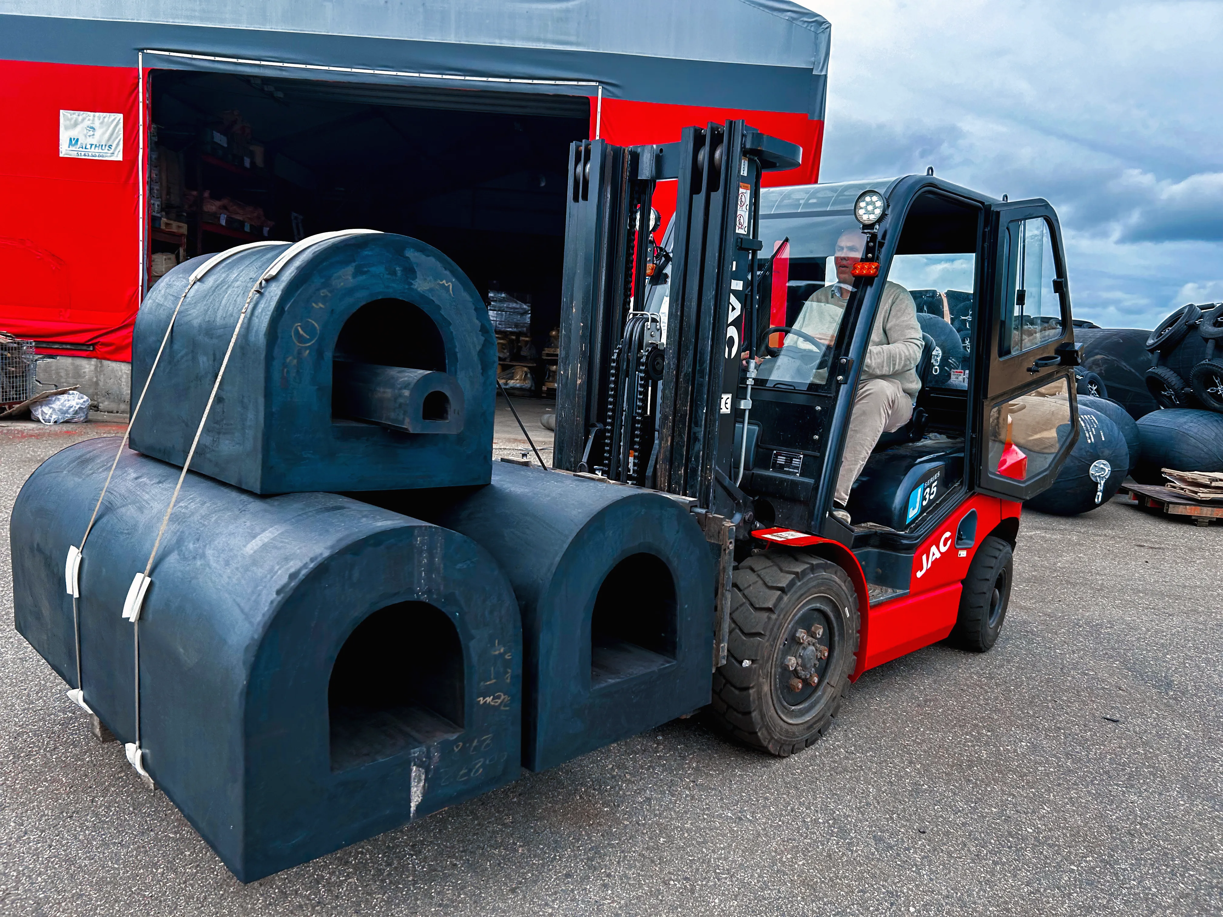 Worlds Biggest D Fender